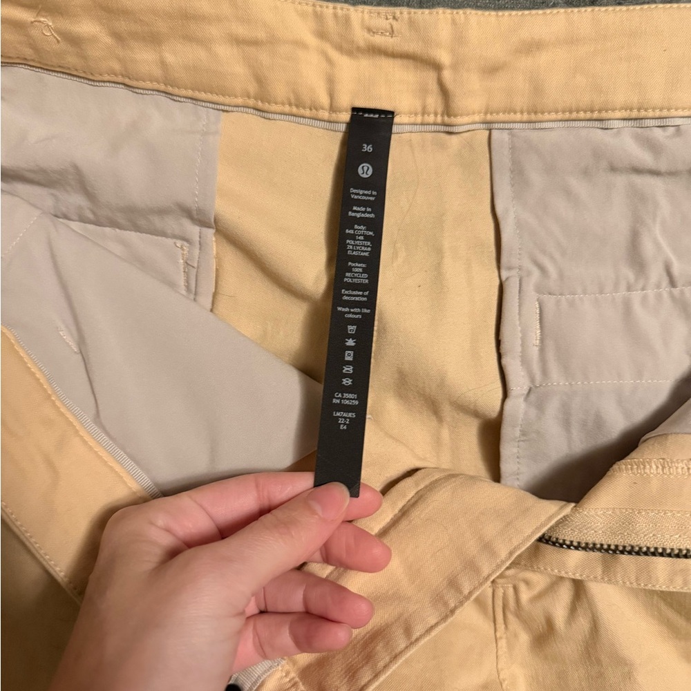 Lululemon Beige/Tan shorts - 36